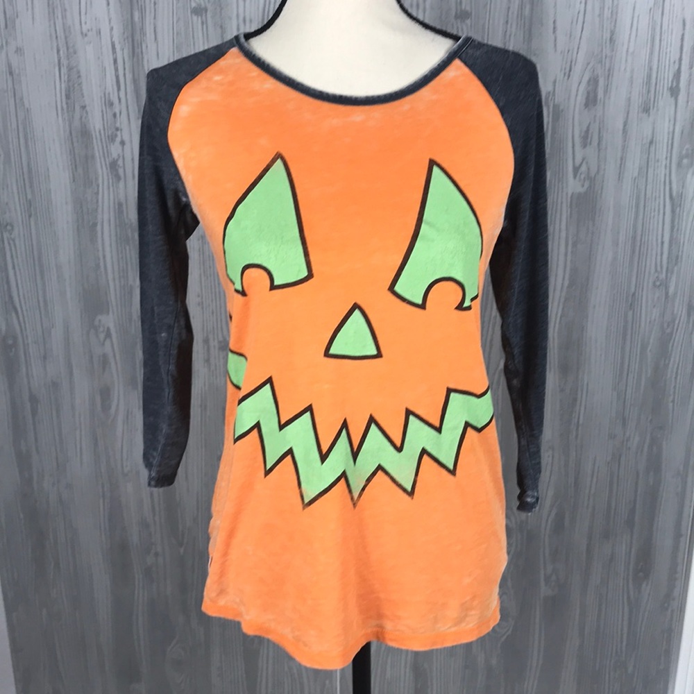 SALE 🔥LOL vintage L Halloween baseball T